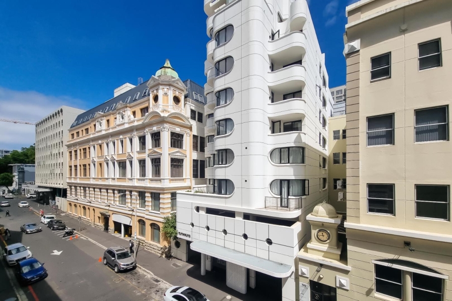 2 Bedroom Property for Sale in Cape Town City Centre Western Cape